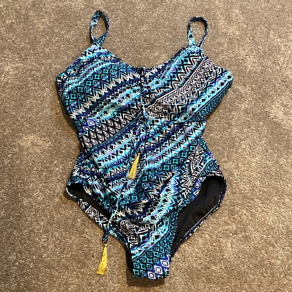 Swimsuits For All One Piece Swimsuit Blue Tribal Print SIZE 14DD Underwire